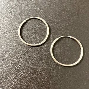 Silpada .925 Sterling Silver earrings